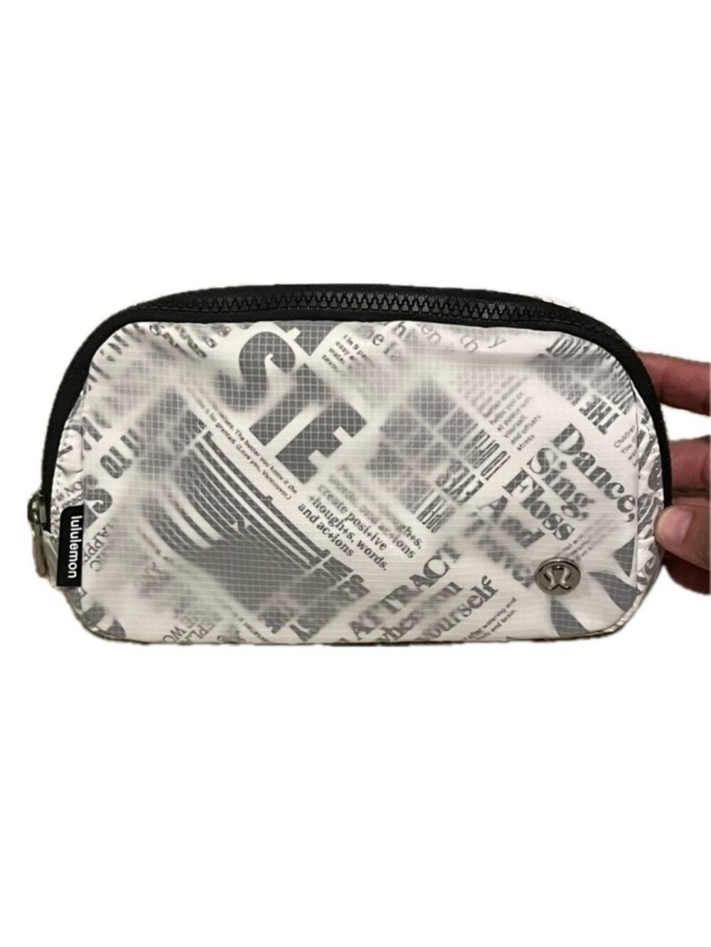 lululemon Belt Bag Manifesto Print Everywhere Crossbody Fanny pack 1L White NEW